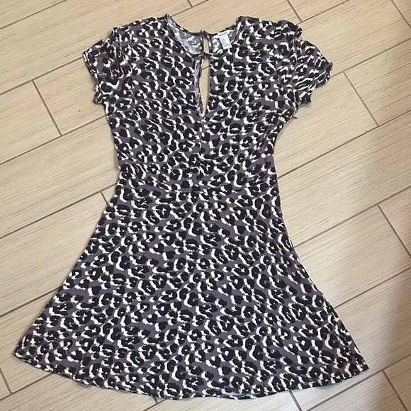 Forever 21 Monochrome Animal Print Mini Dress - Picture 1 of 7